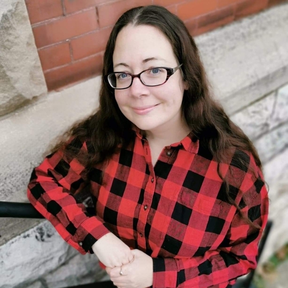 Meet your Posher, Ruth - Picture 1 of 1